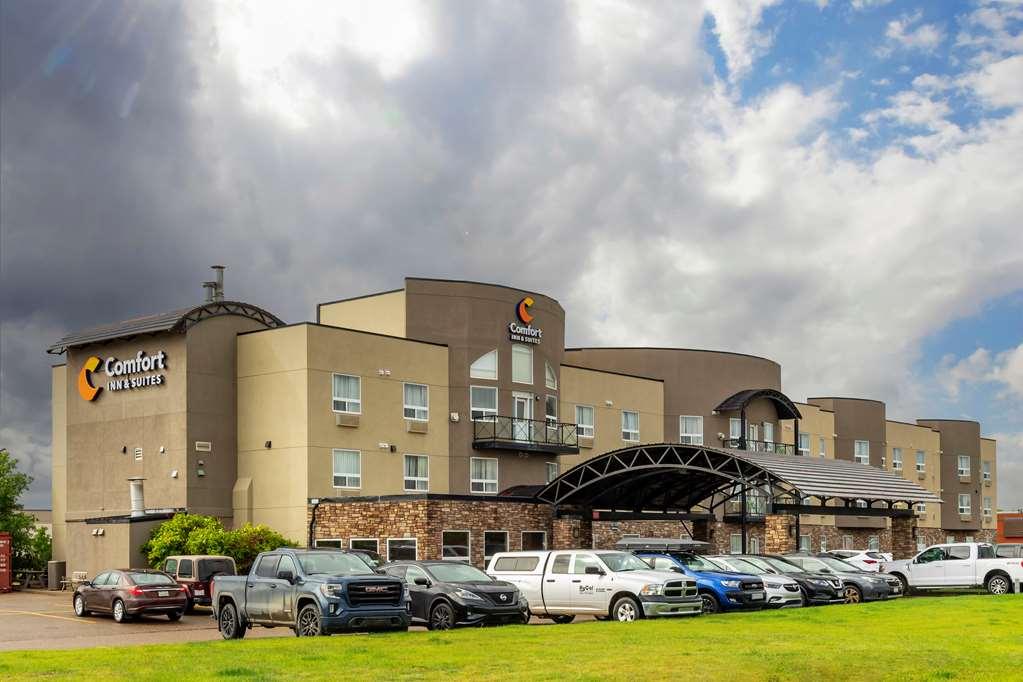 Comfort Inn & Suites Медисин-Гат Екстер'єр фото